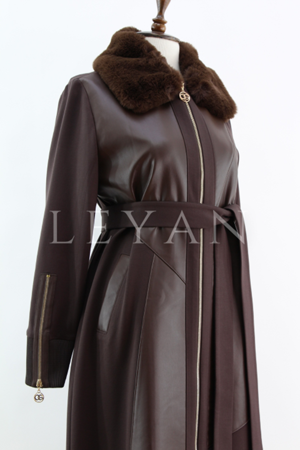 Orhan Store Deri Detaylı Fermuarlı Kap- LYN04365 Kahve