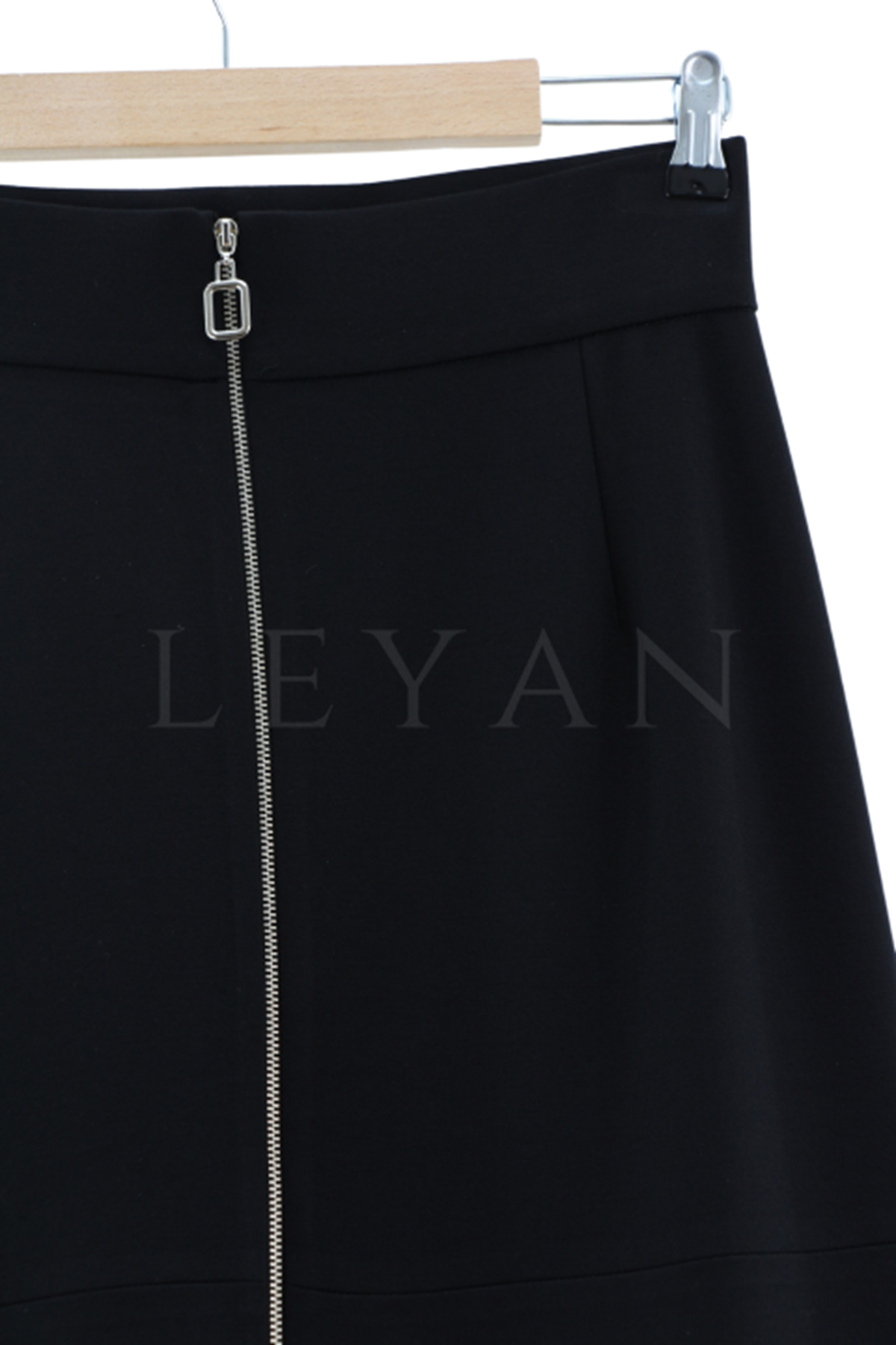 Sentez Önü Fermuarlı Etek- LYN03099 Siyah