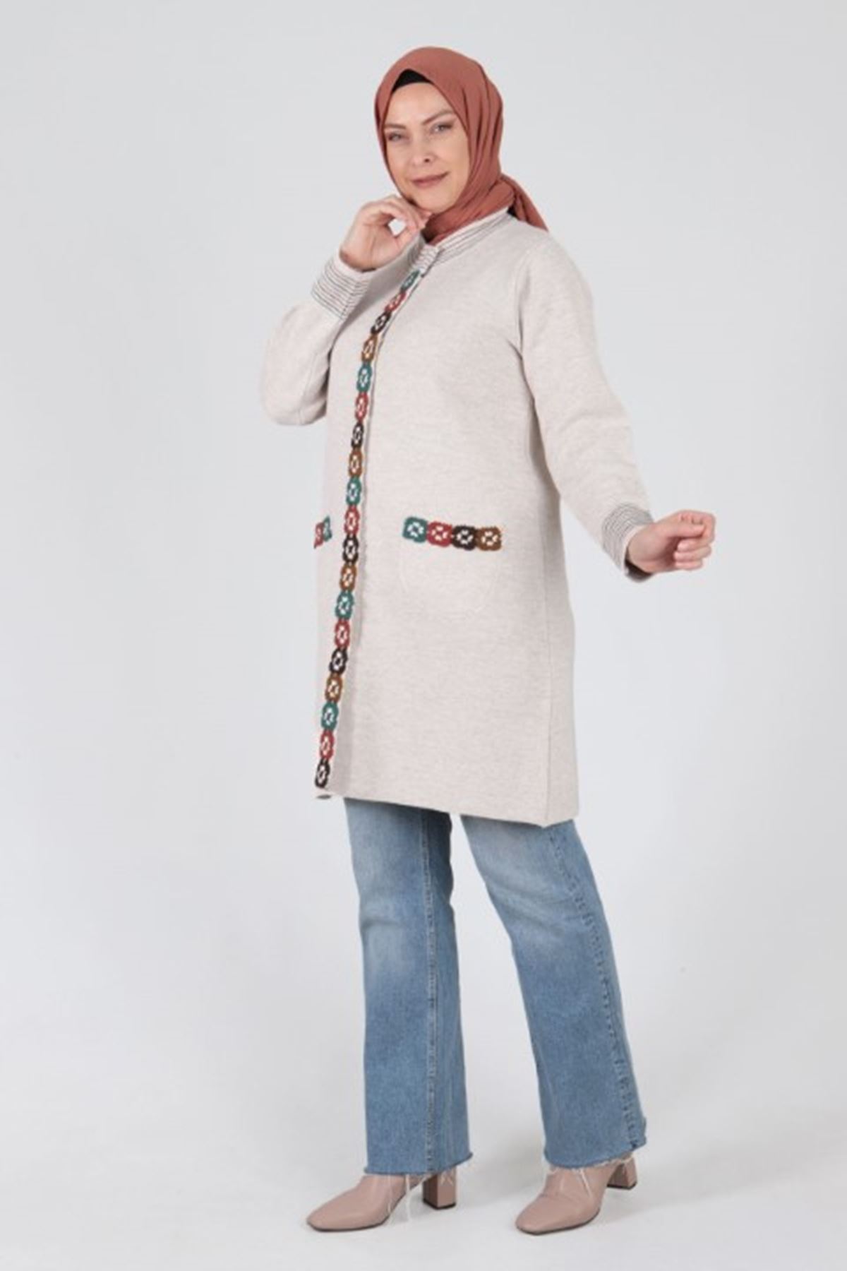 Behrem Motif Detaylı Triko Ceket- LYN01647 Krem