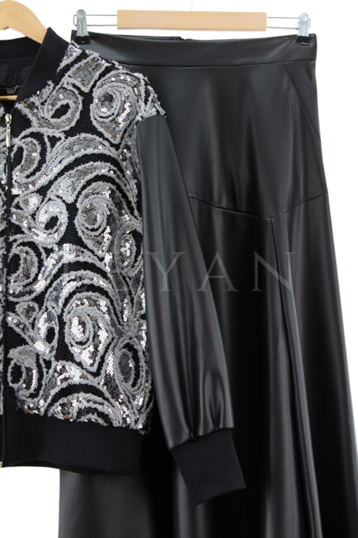 My312 Payetli Peri Etekli Takım- LYN03084 Gümüş