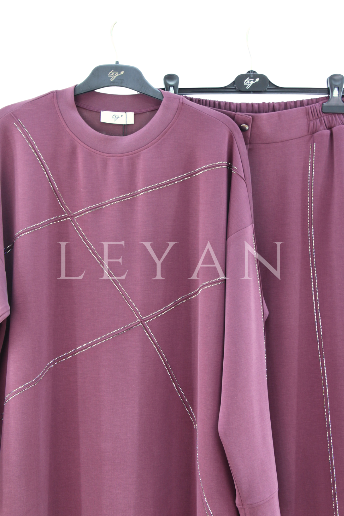 Tığ Triko Nervür Ve Sıra Taşlı Takım- LYN04423 Bordo