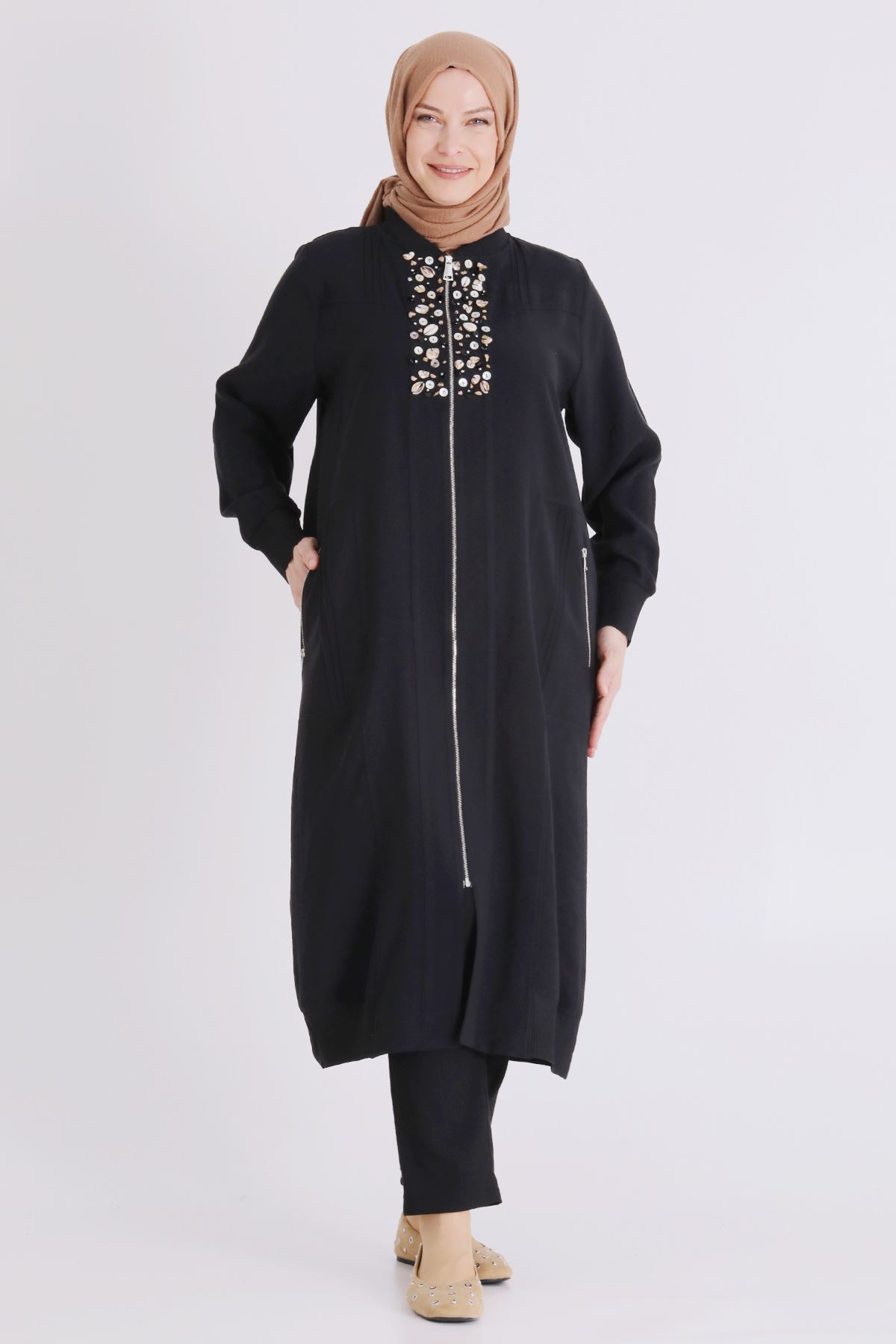 Behrem Boncuk Düğme İşlemeli Kap- LYN04438 Siyah