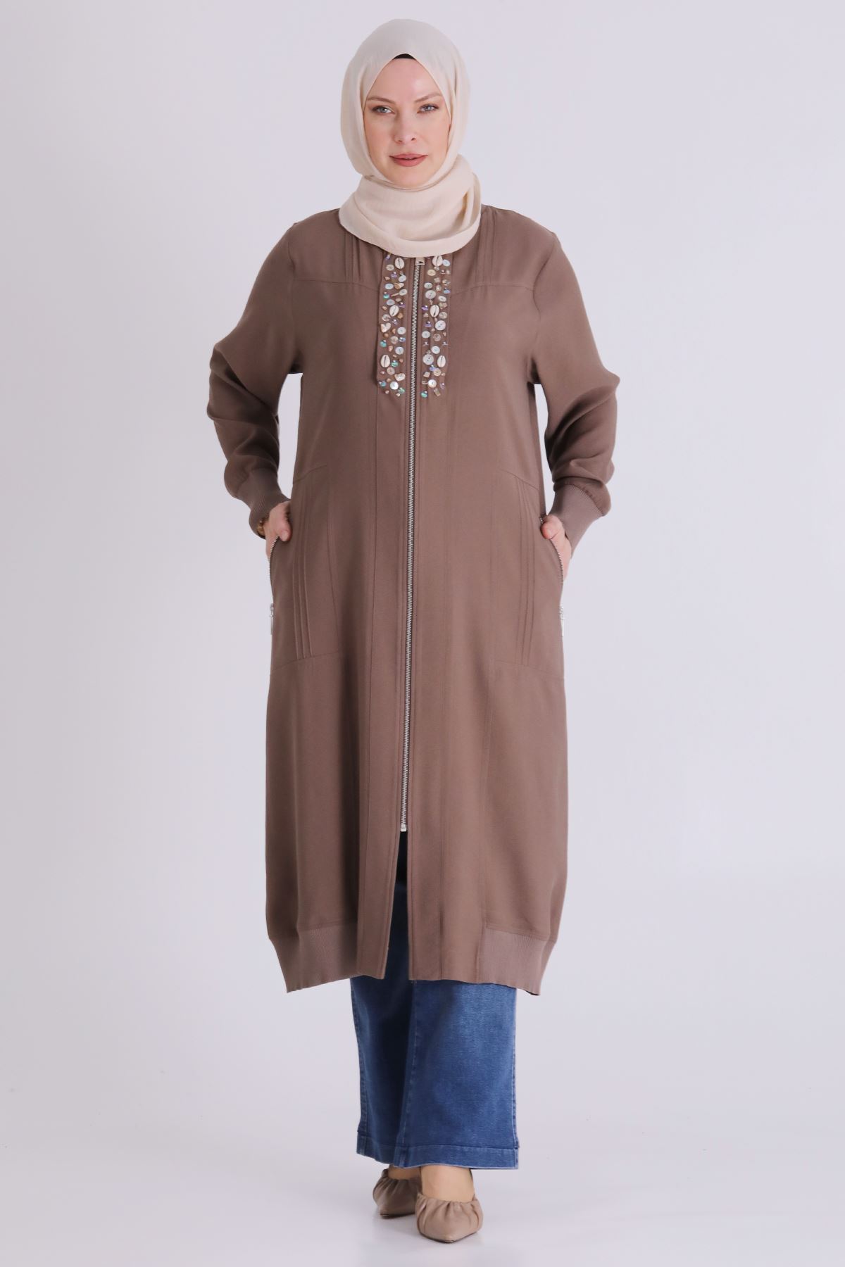 Behrem Boncuk Düğme İşlemeli Kap- LYN04438 Kahve