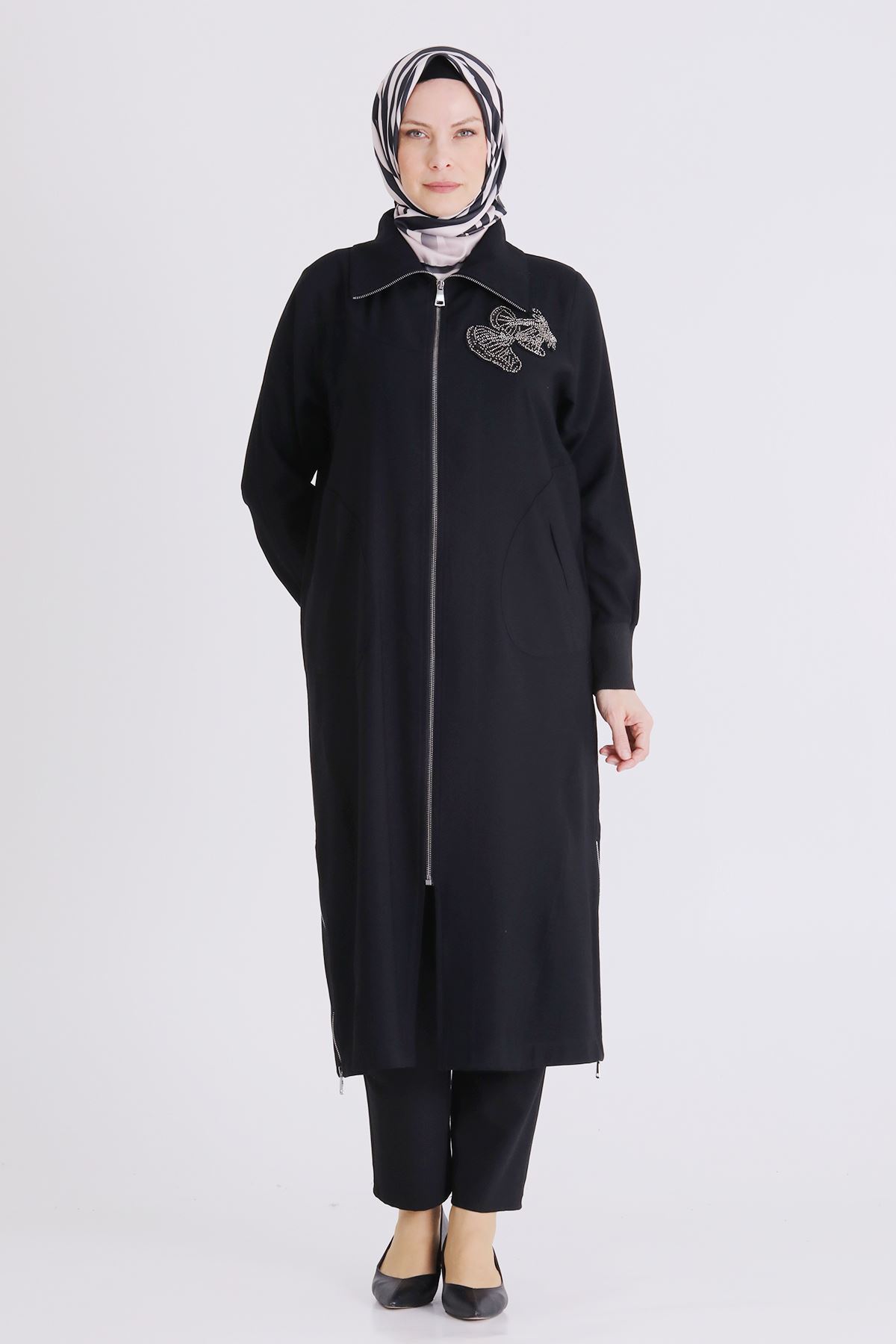 Behrem İşlemeli Fermuarlı Kap- LYN04446 Siyah