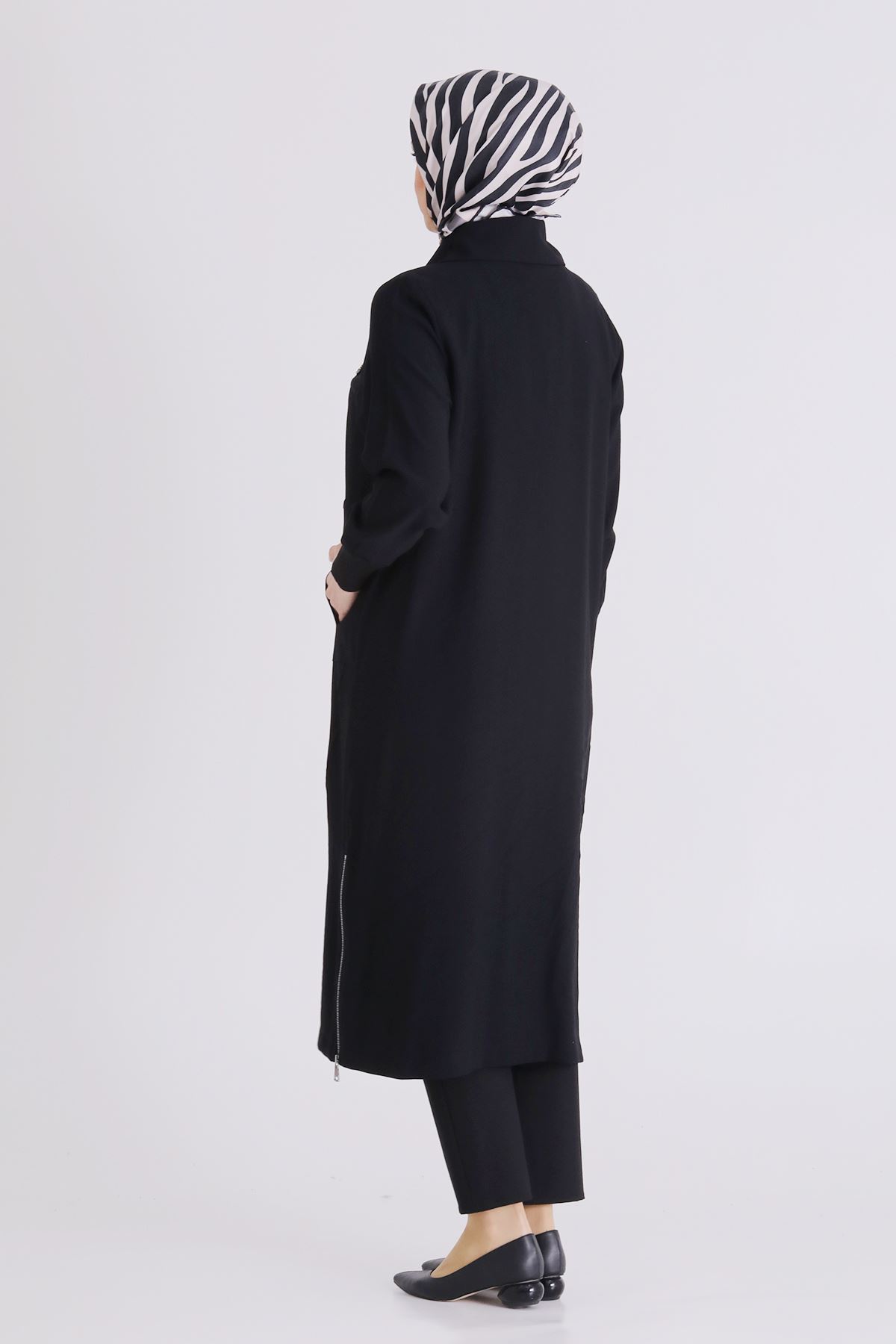 Behrem İşlemeli Fermuarlı Kap- LYN04446 Siyah