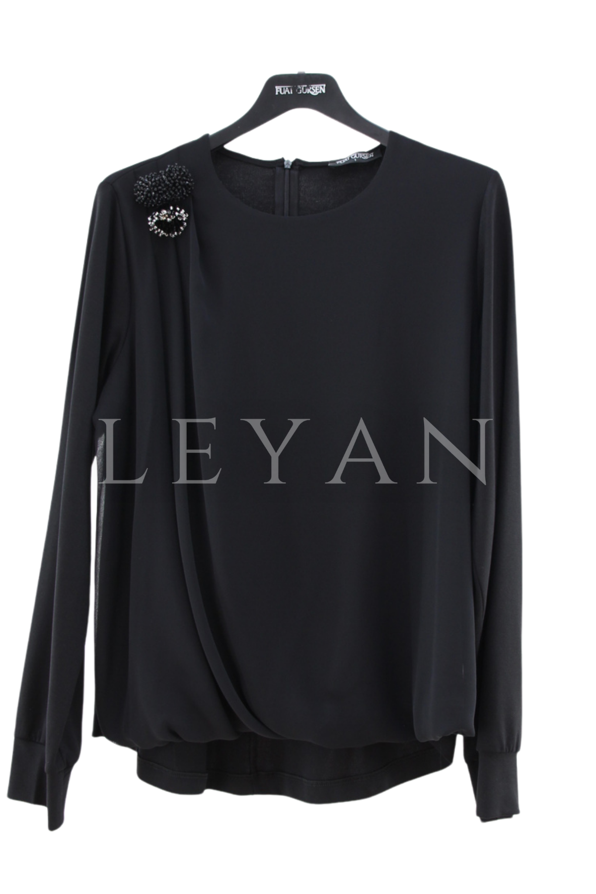 Fuat Gürşen Broşlu Şifonlu Bluz- LYN04501 Siyah