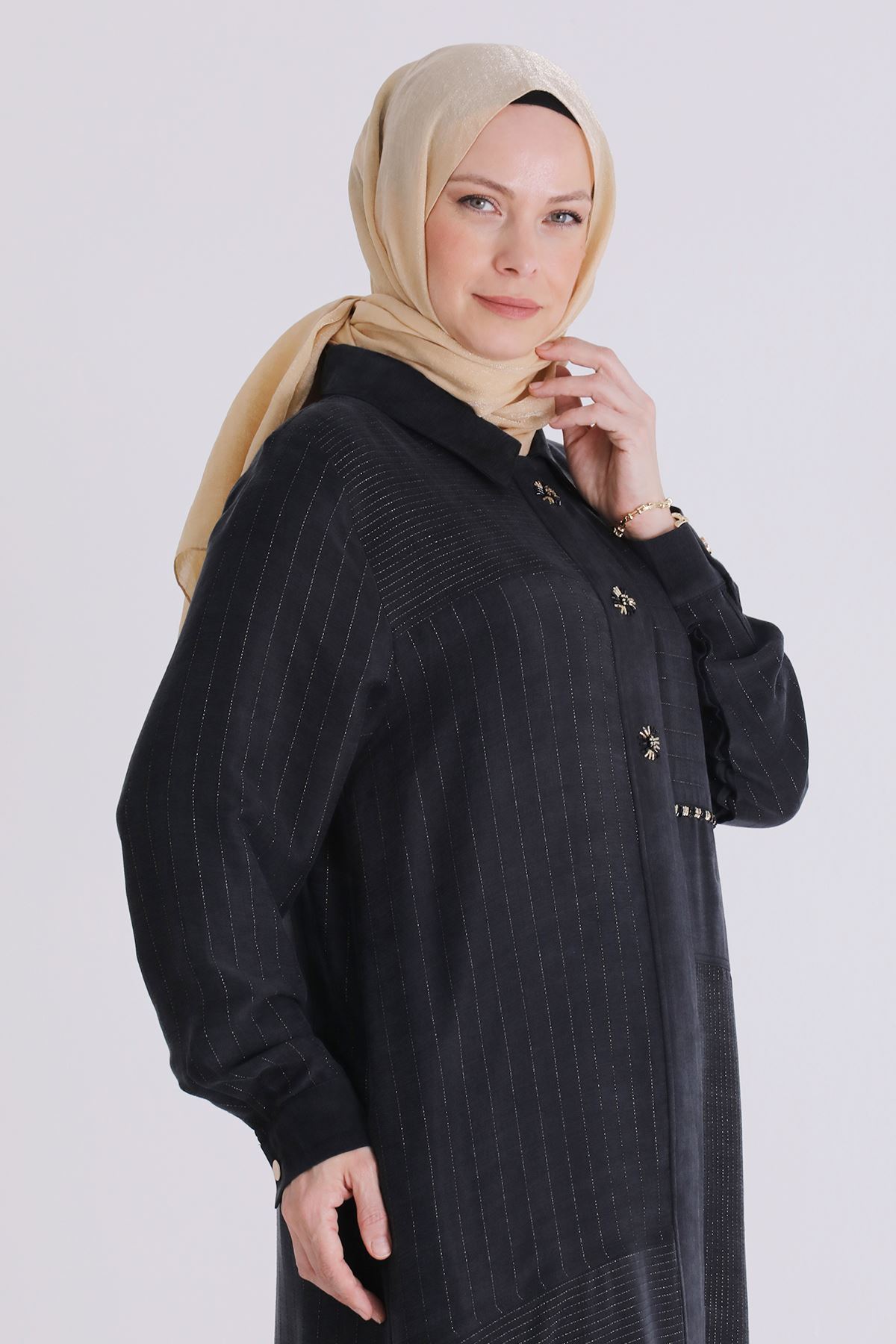 Behrem Simli İşlemeli Takım- LYN04562 Siyah