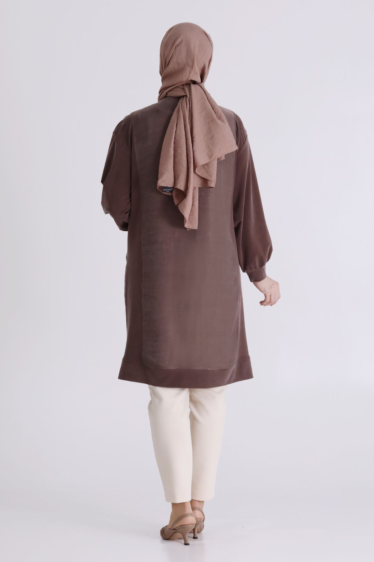 Behrem Cep Ve Nervür Detaylı Tunik- LYN04564 Kahve