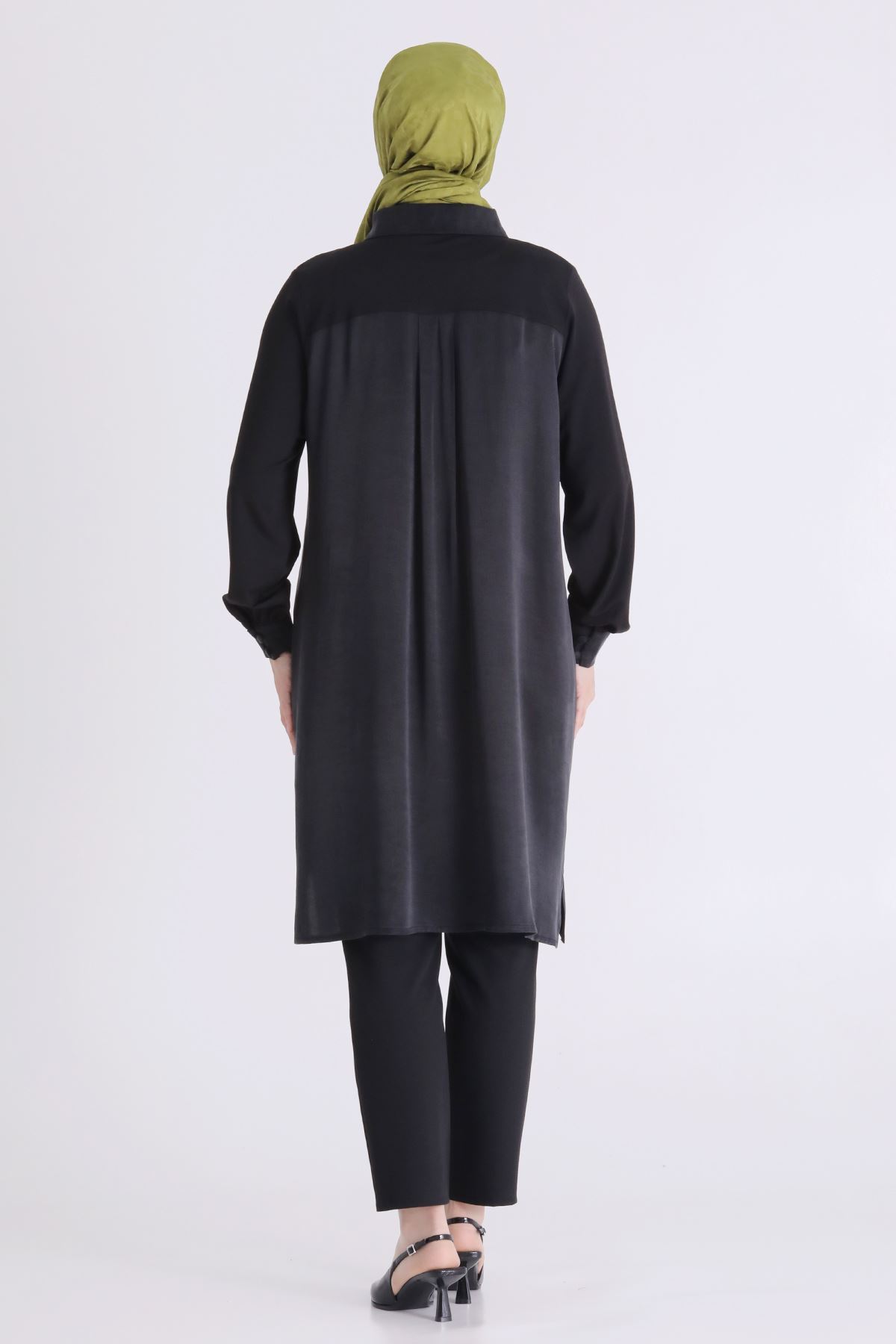 Behrem İşlemeli Tunik- LYN04588 Siyah