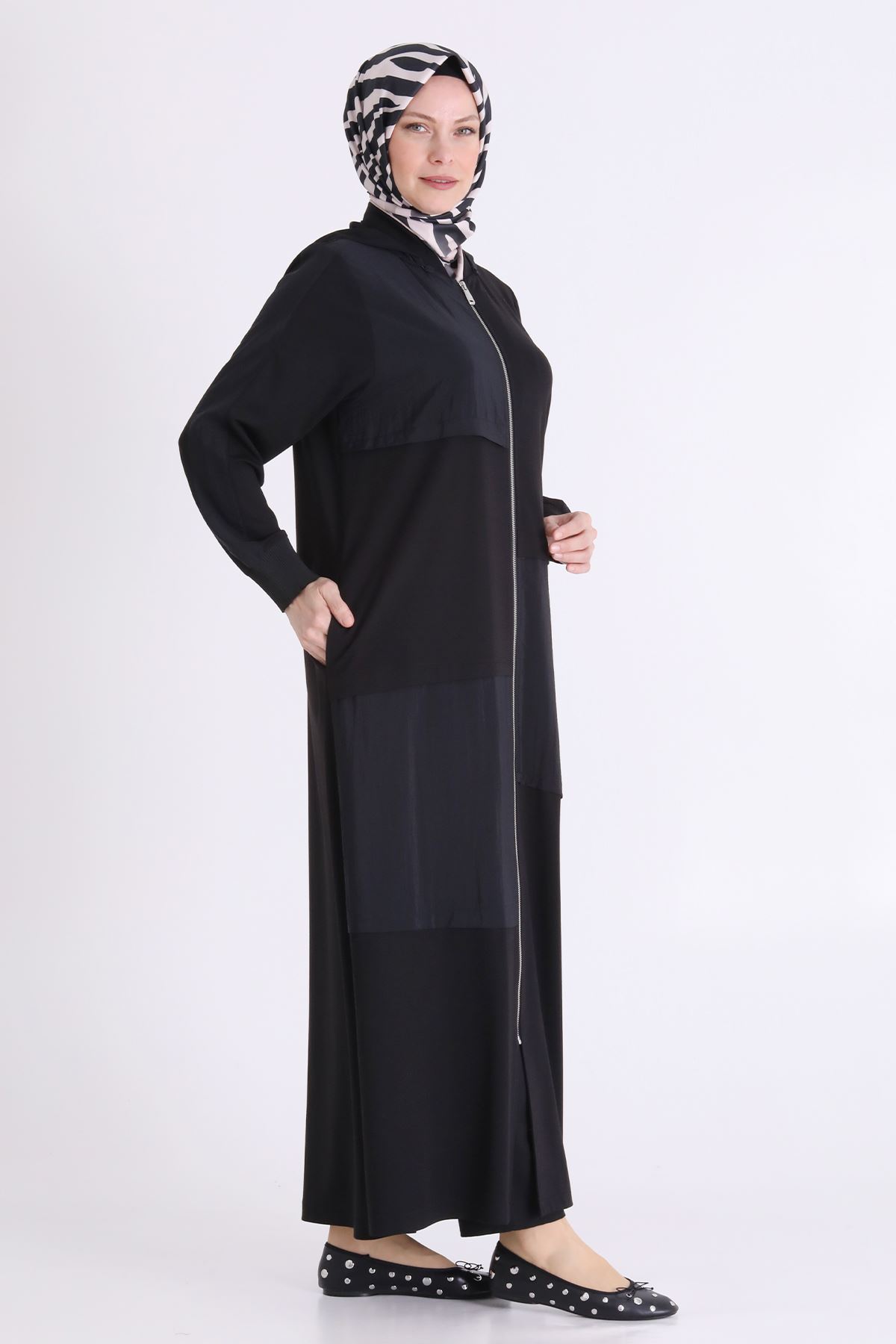 Behrem Paraşüt Detaylı Ferace-LYN04614 Siyah