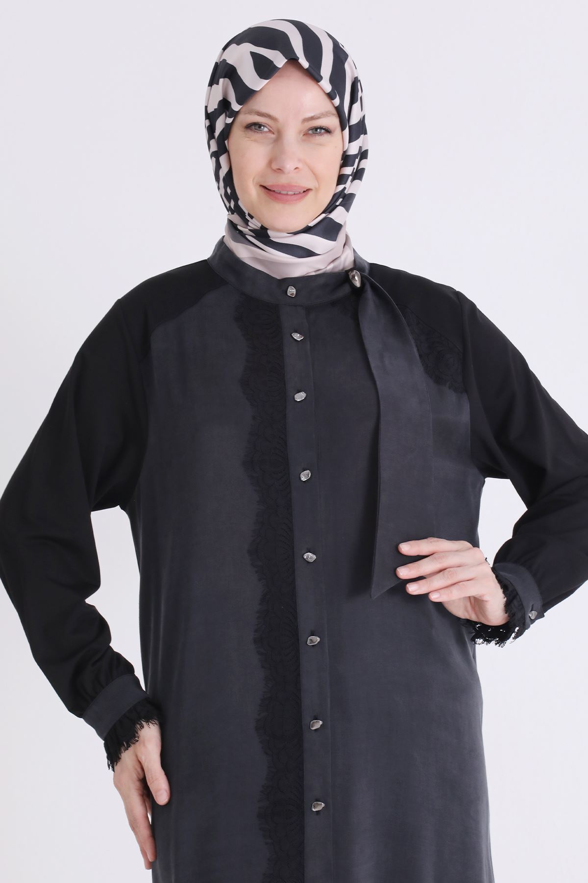 Behrem Güpür Detaylı Tunik- LYN04619 Siyah