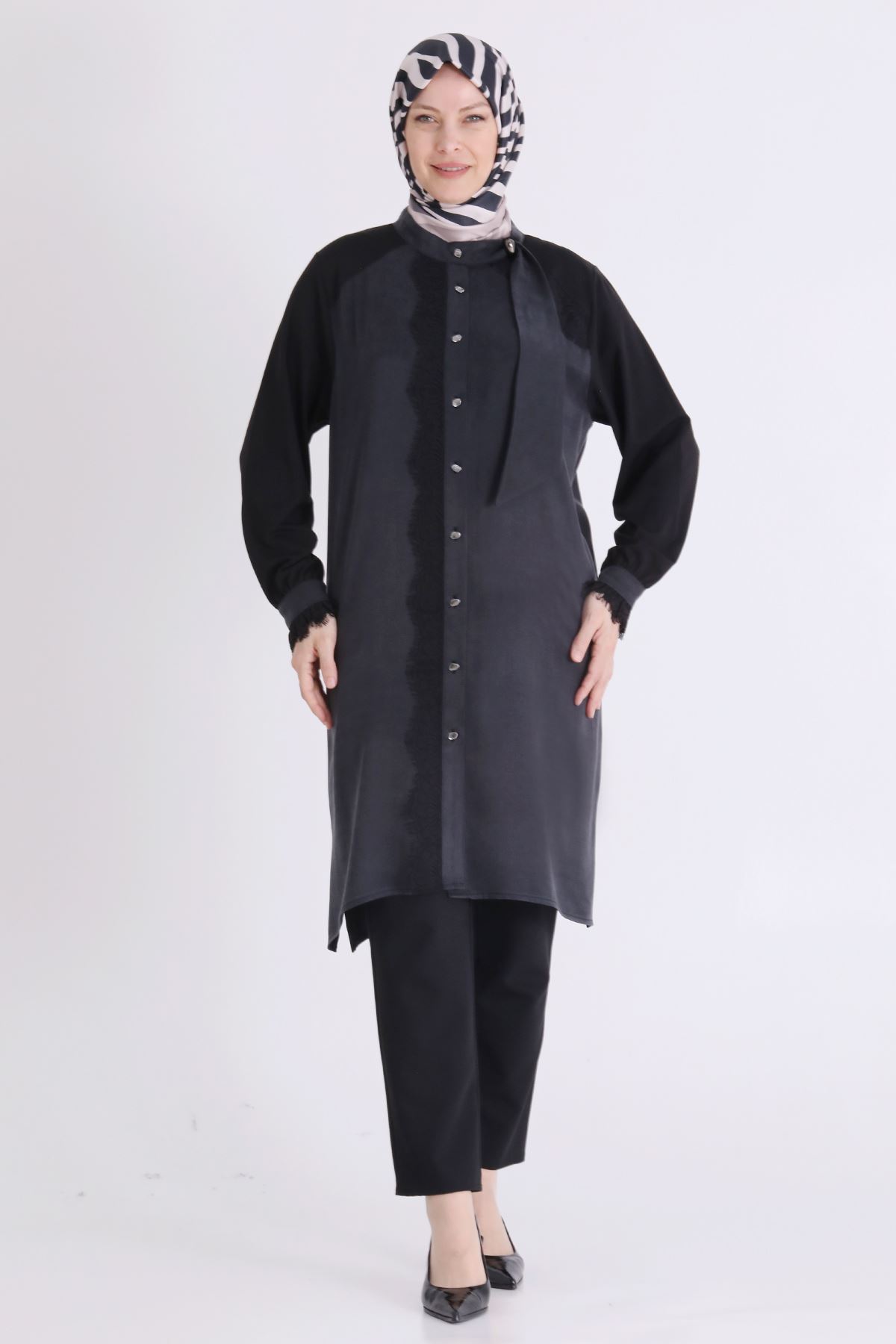 Behrem Güpür Detaylı Tunik- LYN04619 Siyah