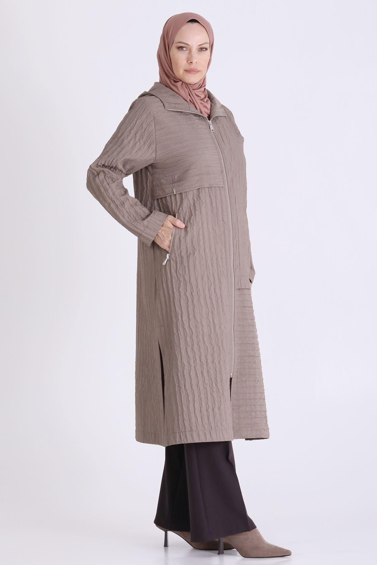Behrem Brokar Kap-LYN04738 Vizon