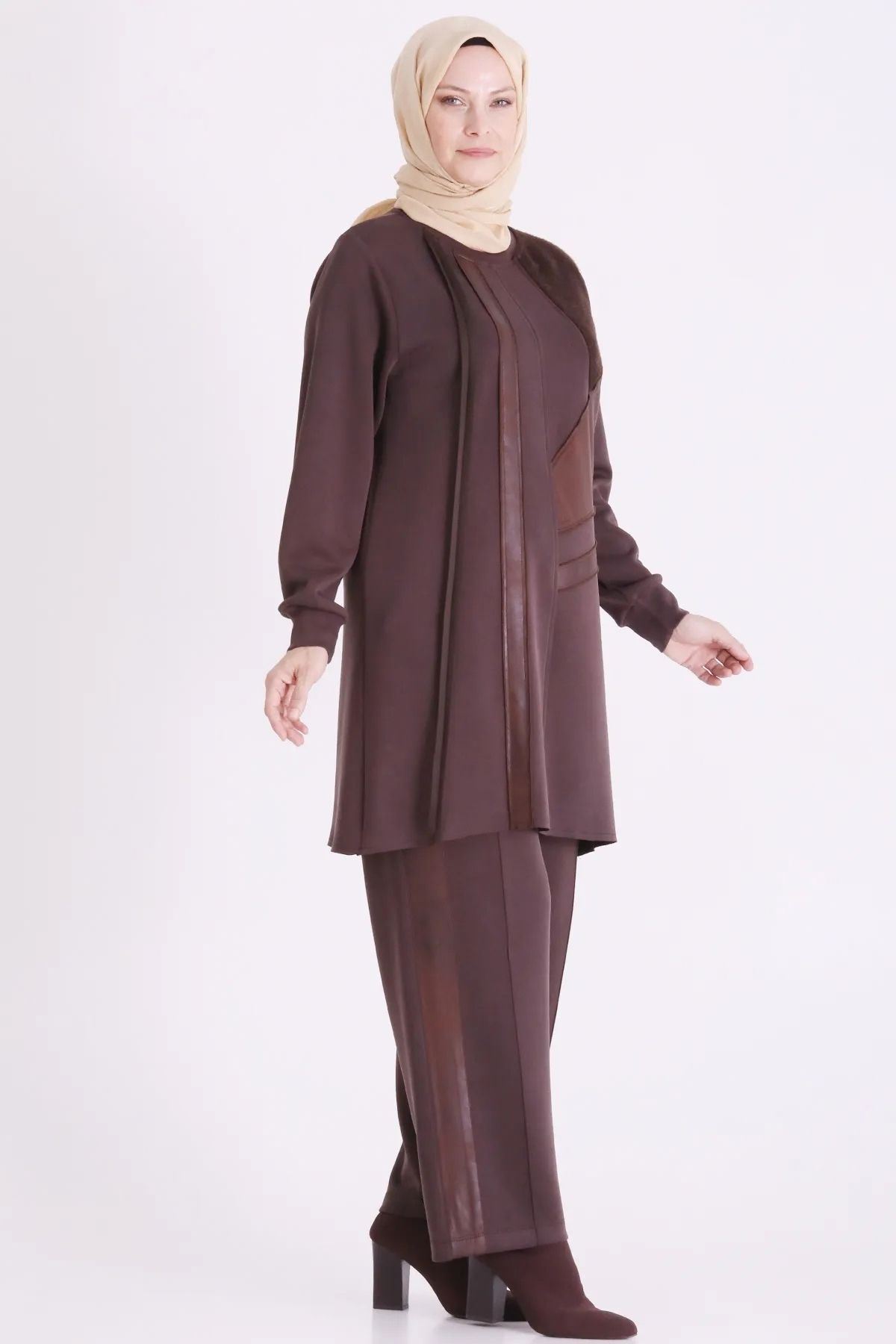 Behrem Deri Ve Kürk Detaylı Takım-LYN04739 Koyu Kahve
