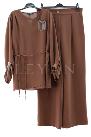 My312 Yakası Taşlı Takım- LYN03889 Kahve