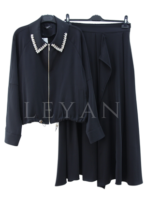 My312 Yakası Taşlı Takım- LYN04058 Siyah