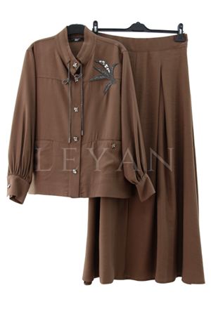My312 Taşlı Düğmeli Etekli Takım- LYN04154 Kahve