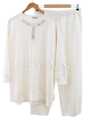 Fuat Gürşen Yakası Taş Detaylı Takım- LYN03310 Ekru