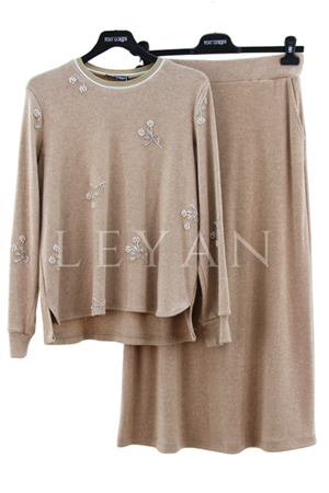 Fuat Gürşen Çiçek Figürlü Etekli Takım- LYN04182 Bej