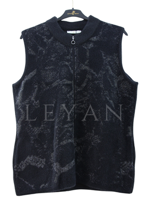 Mutlu Ertan Yılan Desen Triko Yelek- LYN04051 Siyah