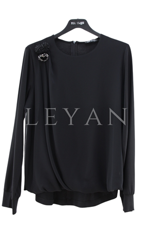Fuat Gürşen Broşlu Şifonlu Bluz- LYN04501 Siyah